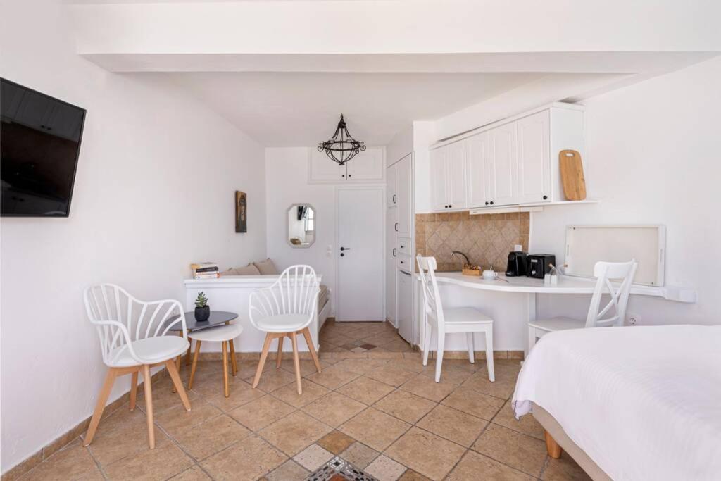Calderas Hug & Panoramic Sea View - 3 Lux Suites Imerovigli  Eksteriør billede